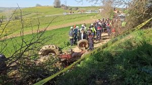 Kocaeli’de traktör devrildi: Sürücü öldü