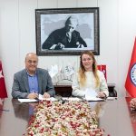 Konak Belediyesi ve BAYETAV’dan iş birliği: İmzalar eşit ve adil yaşam için atıldı