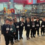 Kreş öğrencileri, dinozor ve oyuncak müzesini ziyaret etti