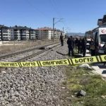 Kütahya’da trenin çarptığı kadın yaşamını yitirdi