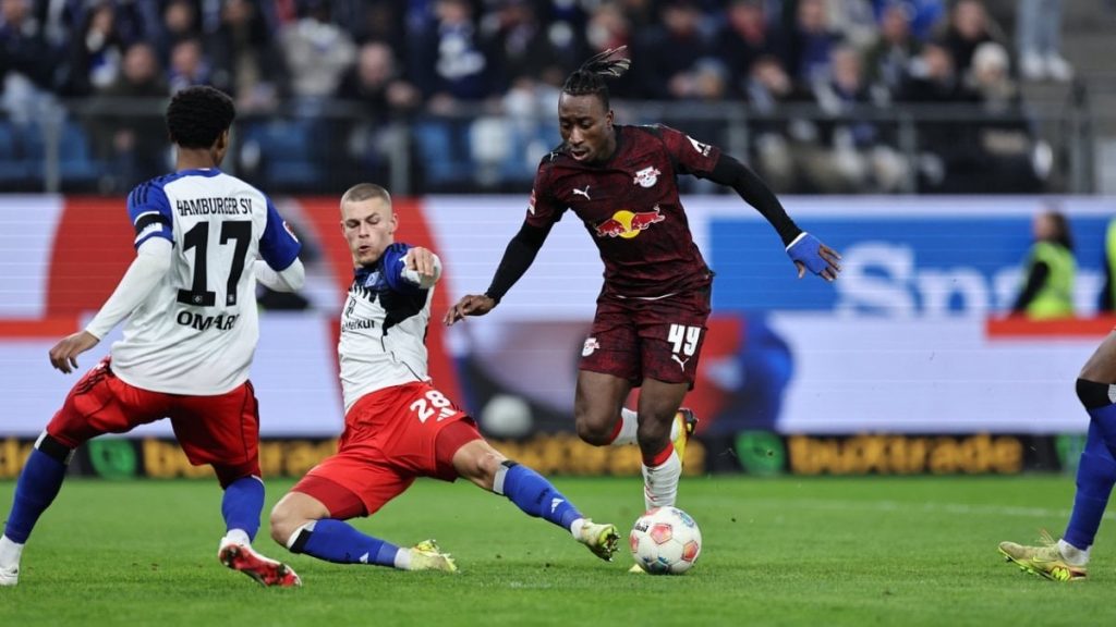 Leipzig deplasmanda Hamburg’u yendi