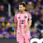 Lionel Messi kariyerindeki 900. golünü attı