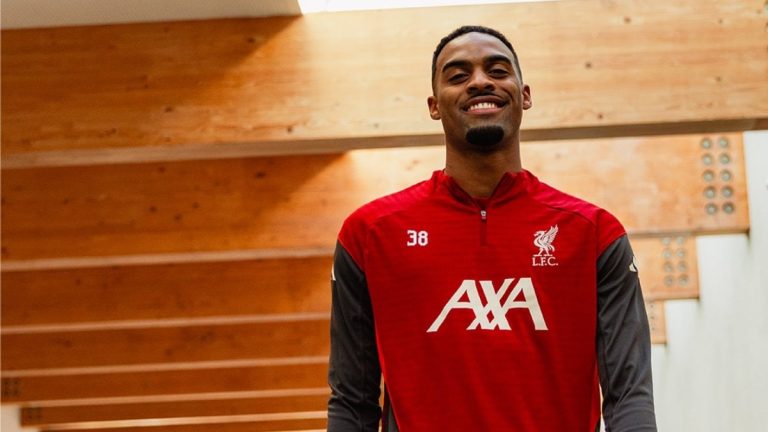 Liverpool, Ryan Gravenberch’in sözleşmesini uzattı