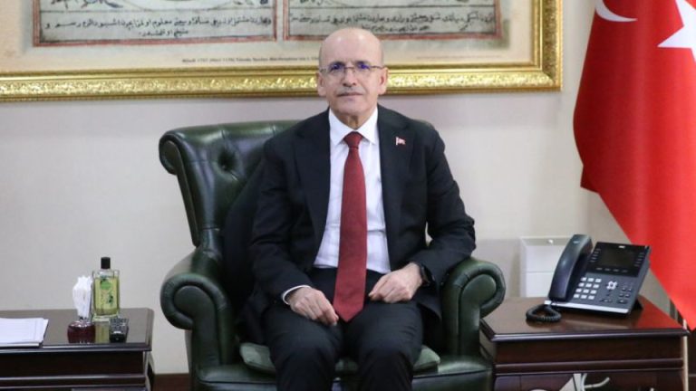 Maliye, vergi beyanında bulunmayan yüksek gelirli mükelleflere tebligatta bulunacak