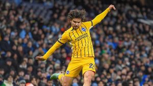 Manchester United, Ferdi Kadıoğlu’nun peşinde