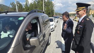 Marmaris ve Çeşme’de bayram yoğunluğu