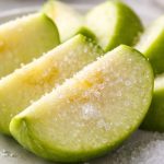 Meksika’dan çıktı: Yeşil elmayı tuzla yemenin etkisi