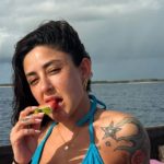 Melek Mosso’nun Ramazan ayındaki tatil paylaşımlarına tepki geldi