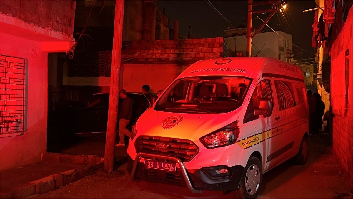 Mersin’de çıkan kavgayla alakası olmayan genç kadın başından vurularak öldü