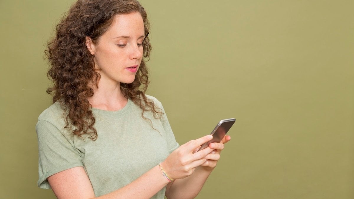 Mesajı görüp cevap vermek her zaman görmezden gelmek değil