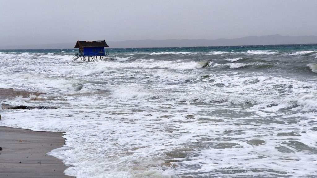 Meteoroloji tarih verdi: Fırtına uyarısı