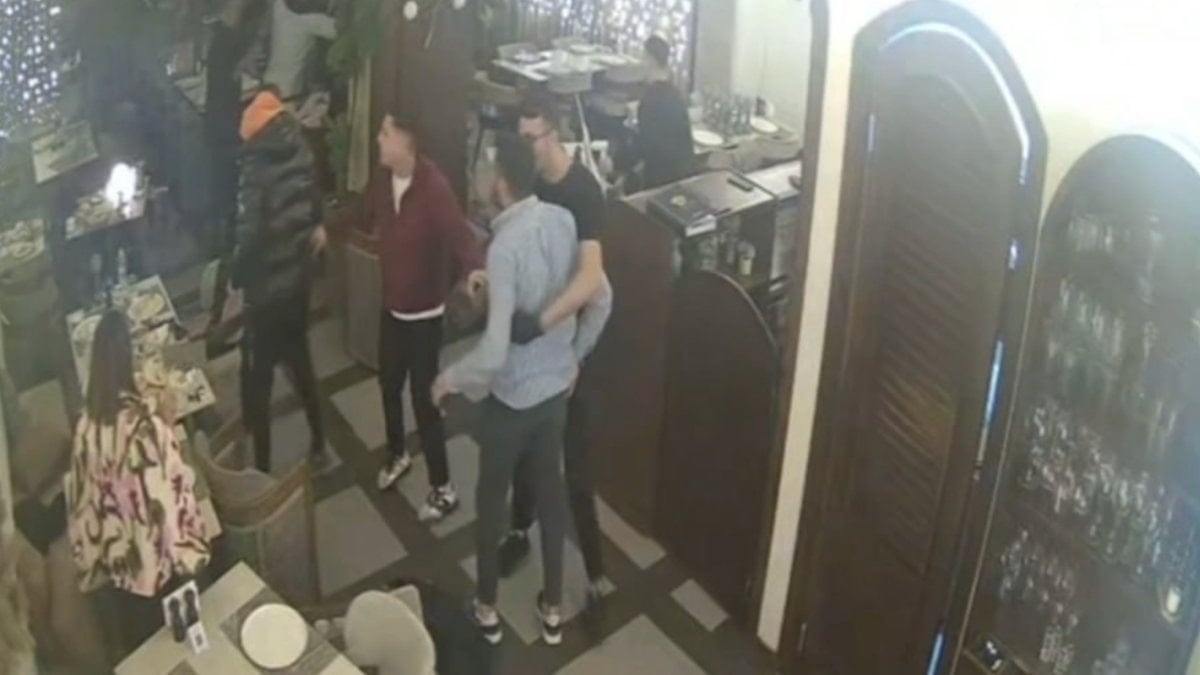 Mezitli Belediye Başkanı Ahmet Serkan Tuncer, alkol alıp kavgaya karıştı