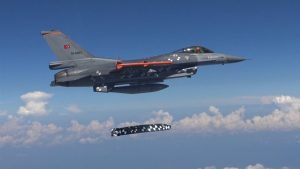 Milli seyir füzesi SOM-J hedefi tam isabetle vurdu