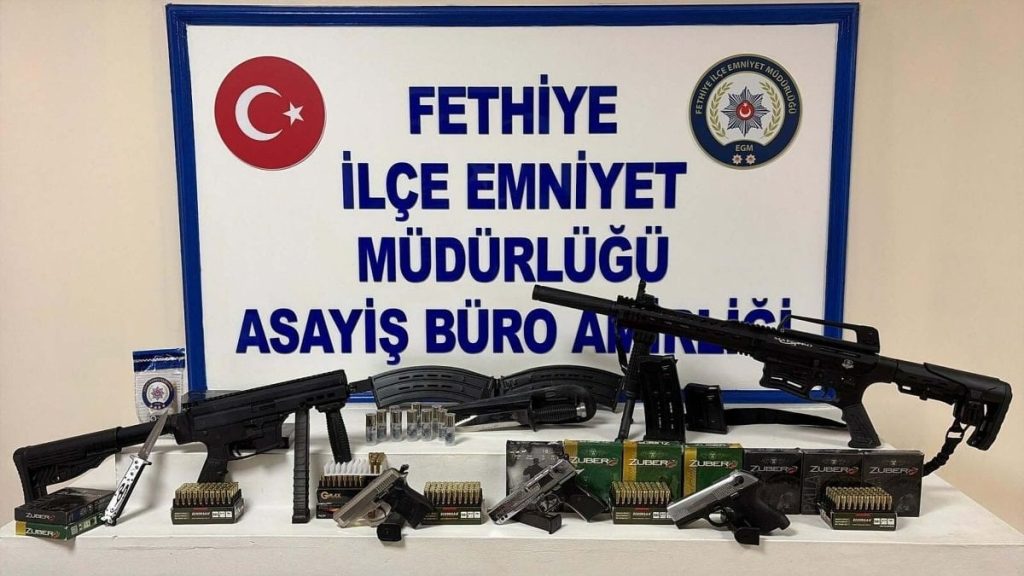 Muğla’da KADES ihbarına gidilen evde uyuşturucu ve silah ele geçirildi