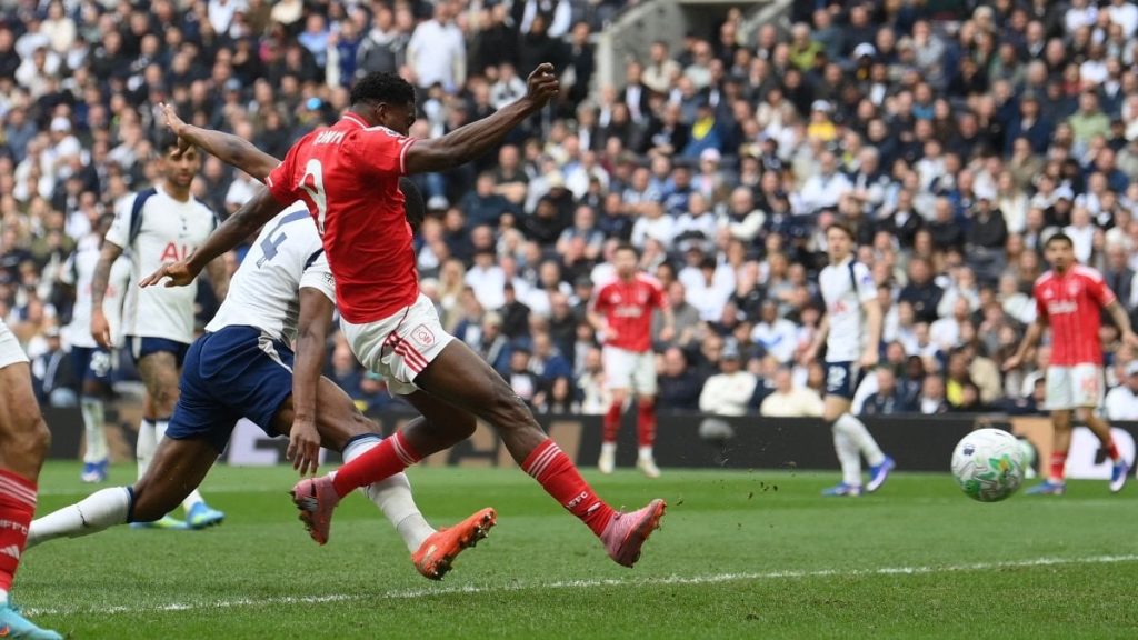 Nottingham Forest, deplasmanda Tottenham Hotspur’u yendi