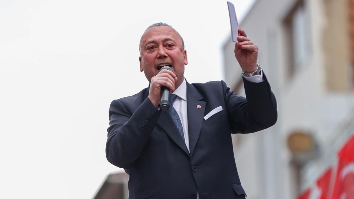 Özkan Yalım’ın sevgilisine ev aldığı ortaya çıktı: Kocam teşekkür ederim