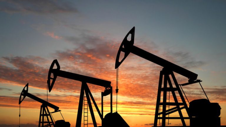 Petrolde yön yukarı