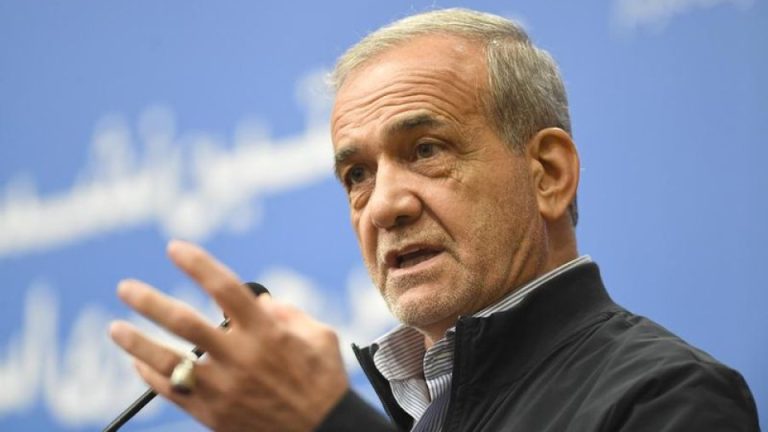 Pezeşkiyan: Saldırılar durmadan ateşkesi konuşmak anlamsız