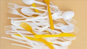 Plastik çatal, tabak ve pipetler yasaklanıyor