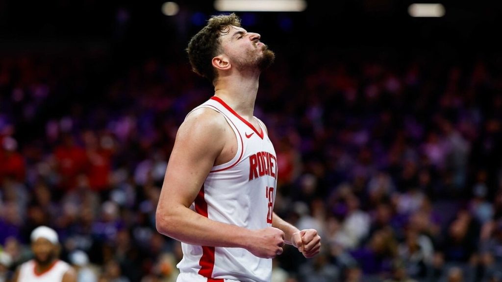 Rockets, Alperen Şengün’ün “double-double” yaptığı maçta Heat’i yendi