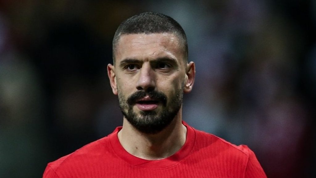 Romanya maçına saatler kala Merih Demiral’dan kötü haber geldi