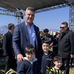 Sadettin Saran, Antalya’da kupa verdi