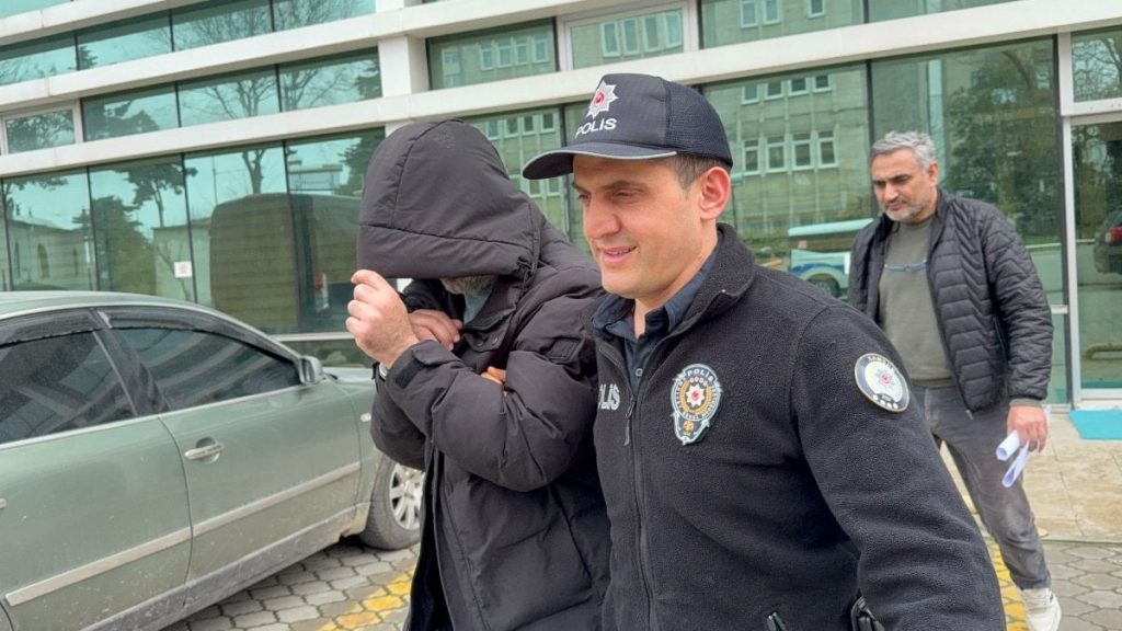Samsun’da polisin burnunu kıran şahıs tutuklandı
