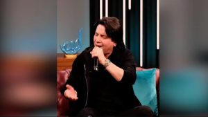 Şarkıcı Murat Başaran’dan ‘Kabe’de Hacılar’ performansı geldi