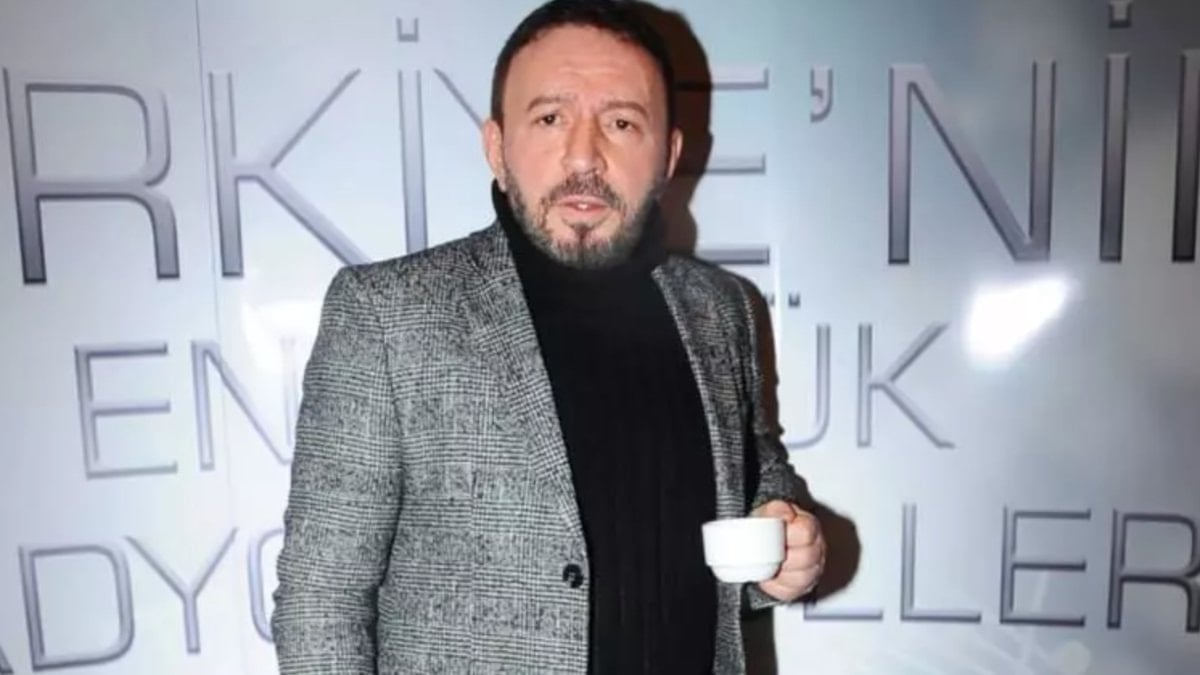 Şarkıcı Mustafa Topaloğlu’nu kızdırdılar! Sahneyi terk etti