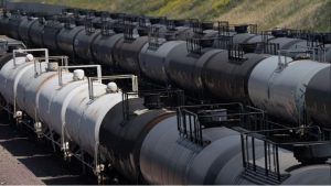 Savaşın tırmanacağı endişesiyle petrol fiyatları yeniden arttı