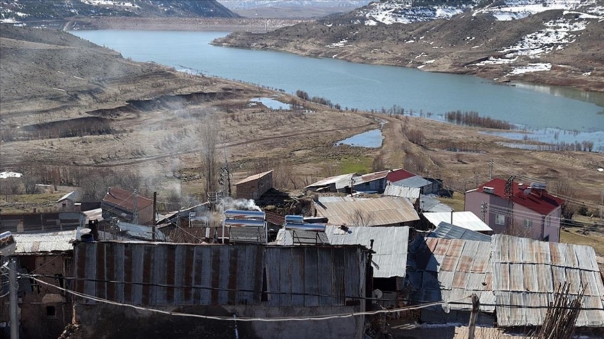 Sivas’ta 100 haneli bir köyden 48 yılda 100’ün üzerinde doktor çıktı