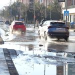 Sivas’ta ana şebeke borusu patladı, yolda çökme meydana geldi