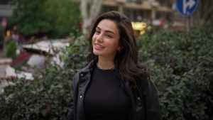 Sosyal medya fenomeni Ece Ronay hakkında soruşturma