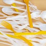 Tek kullanımlık plastiklerin yerine kağıt ve ahşap ürünler kullanılacak