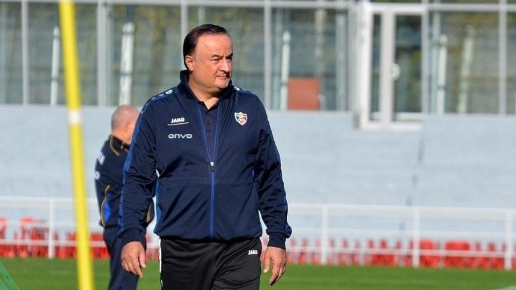 Teknik direktör Engin Fırat son yolculuğuna uğurlandı