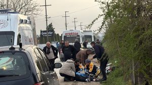 Tokat’ta nöbete giden doktor, yaralıya yolda müdahale etti