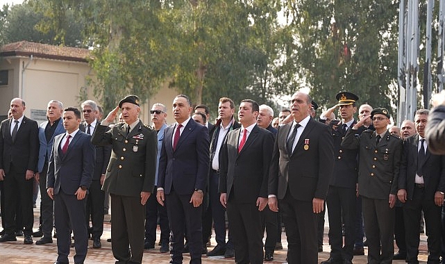 Torbalı’da Çanakkale Zaferi’nin 111. yılı çelenk töreniyle anıldı