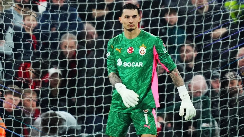 Uğurcan Çakır, Mohamed Salah’ın penaltısını kurtardı