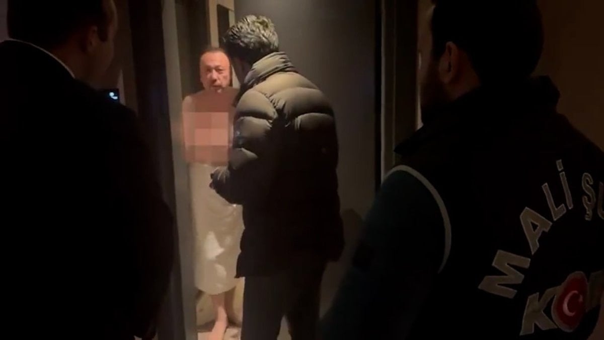 Uşak Belediyesi’ne operasyon: Belediye başkanı çalışanı ile otelde yakalandı