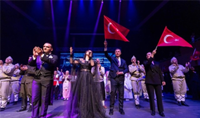 “Uyan Memet” Çanakkale ruhunu sahneye taşıdı
