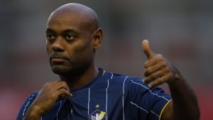 Vagner Love 41 yaşında futbolu bıraktı