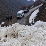 Van’da çığ düştü: 1 mahalle ve 8 mezraya ulaşımı sağlanamıyor