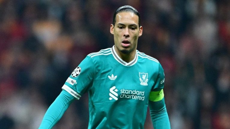 Virgil van Dijk, Ömer Bayram sorusuna tepki gösterdi