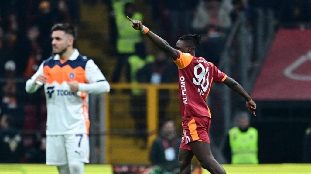 Wilfried Singo, Galatasaray’da ilk golünü attı
