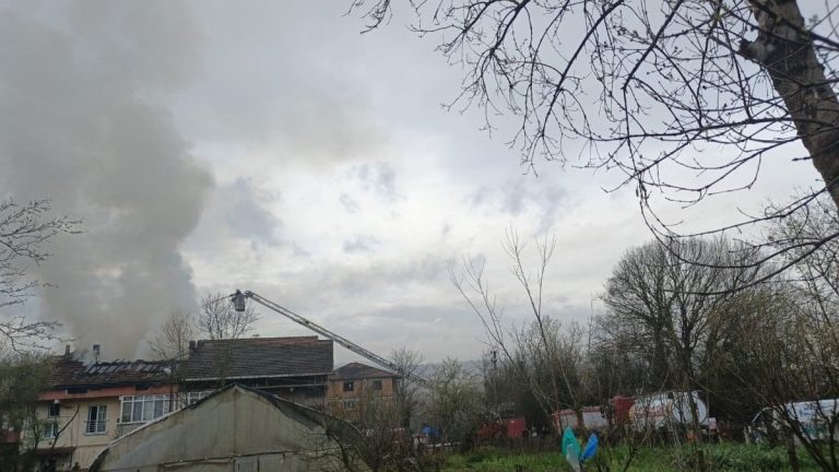 Zonguldak’ta doğal gaz patlaması sonucu bir evde yangın çıktı