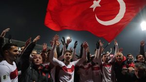 24 yıllık hasreti bitiren A Milli Futbol Takımı’ndan gecenin karesi