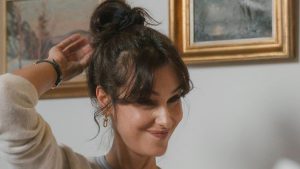 52 yaşında! Arzum Onan pozlarıyla sosyal medyaya damga vurdu