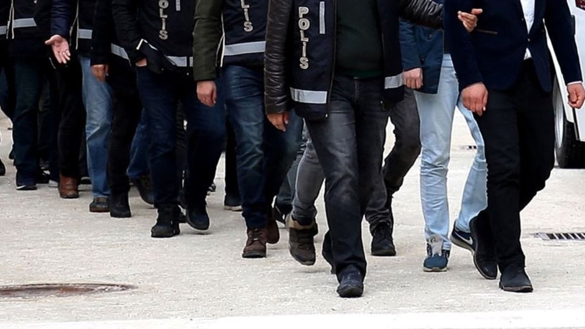 9 ilde FETÖ operasyonu: 43 gözaltı