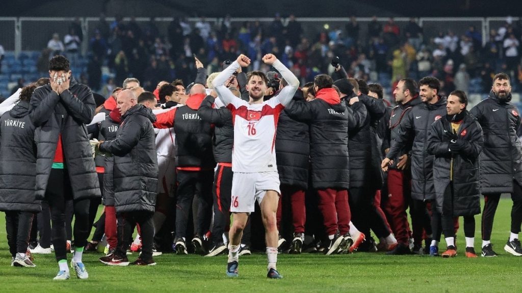 A Milli Takım Kosova maçı sonrası büyük sevinç yaşadı