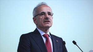 Abdulkadir Uraloğlu: Hürmüz’den 8 gemiyi çıkarma çalışmalarımız sürüyor
